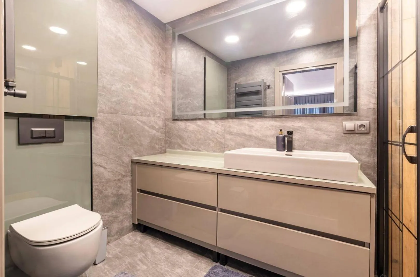 Luxury Apartment In The Heart Of Nisantasi Istanbul