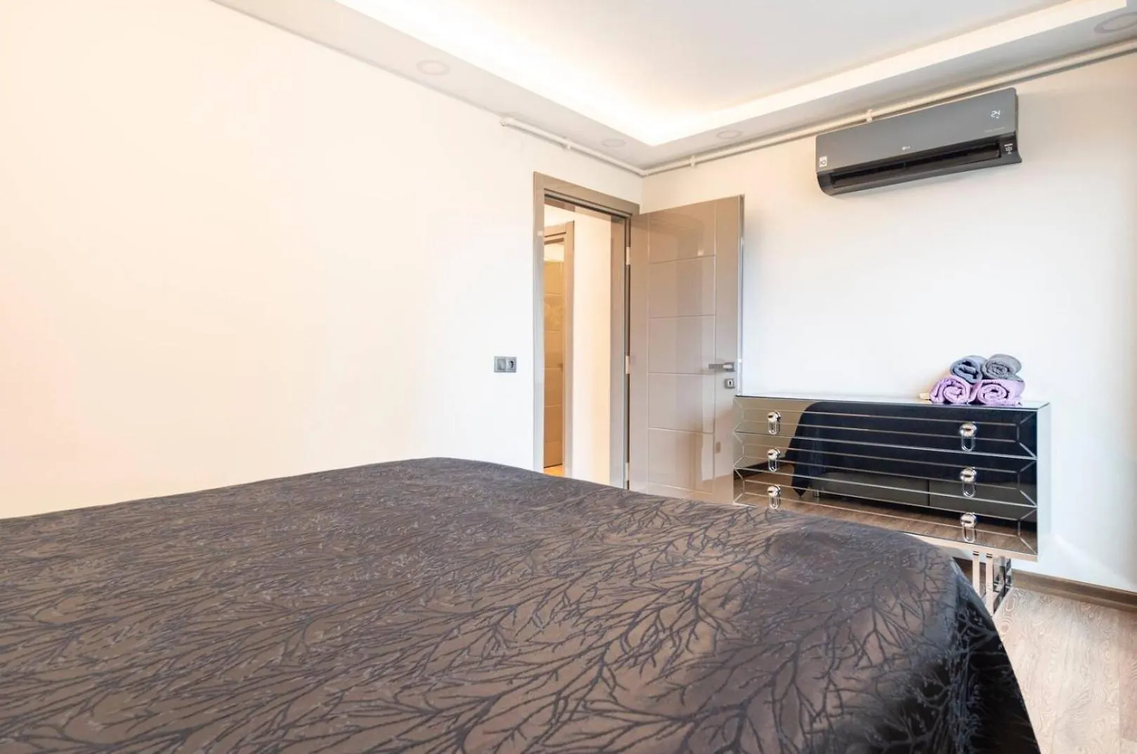 Luxury Apartment In The Heart Of Nisantasi Istanbul